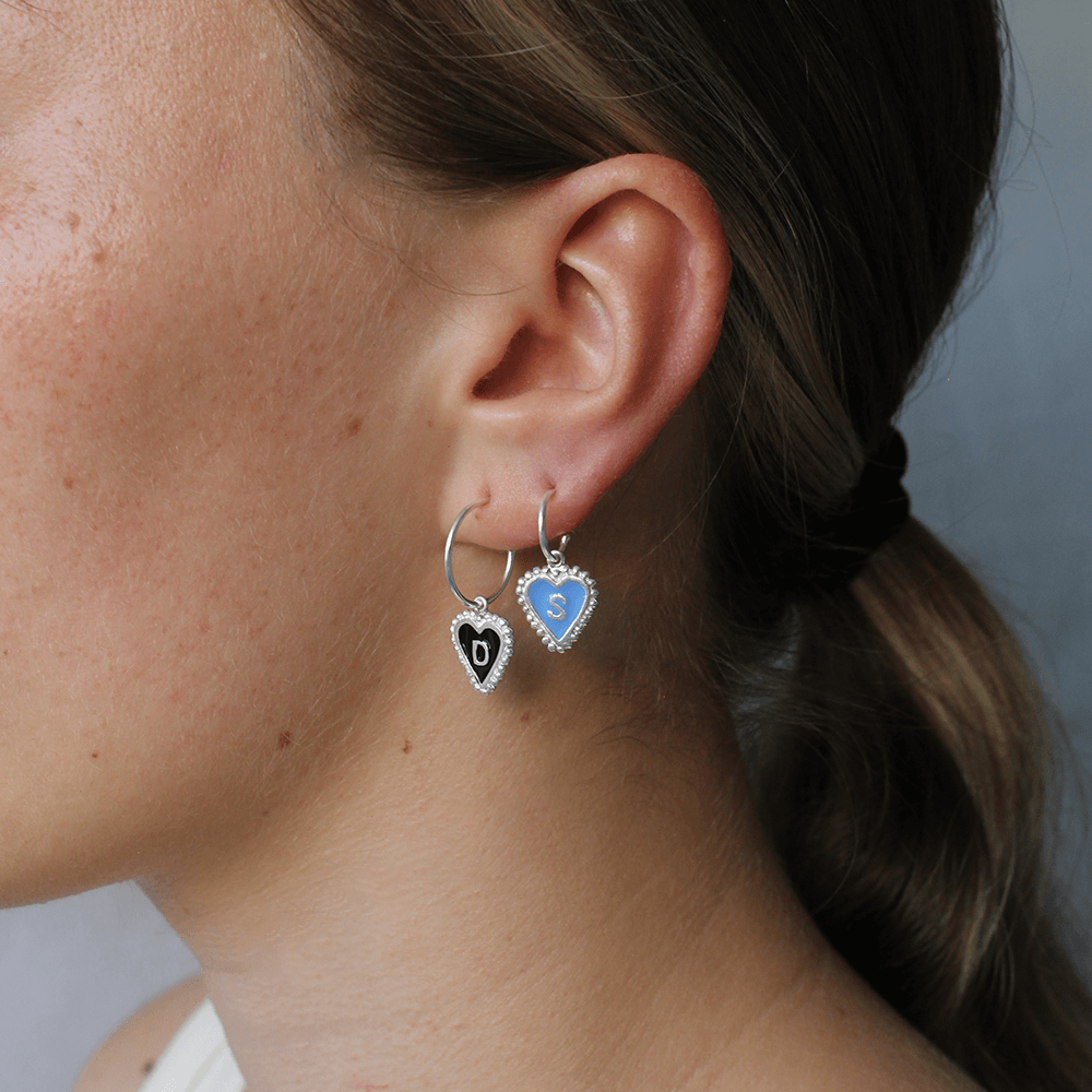 PreOrder Baby Hoops 9mm Letra Heart Plata